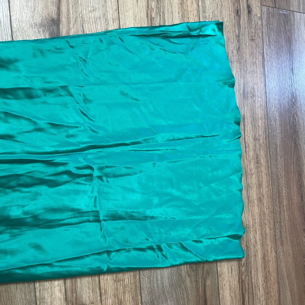 vintage Victoria's Secret 100% silk Victorian Romantic slip dress - Picture 12 of 12